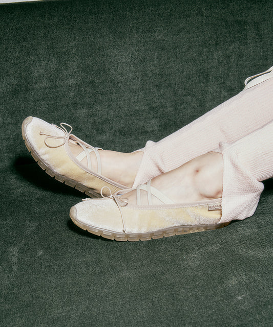 รองเท้าแมรี่เจน BELLA CROSS BANDING FLATS(PEBBLE SOLE) - CREAM