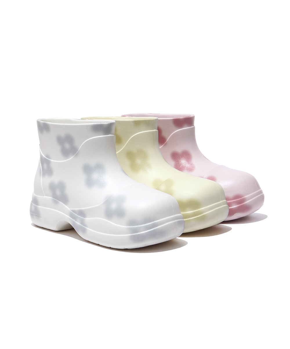 X MINJUKIM FLORAL SHADOW BOOTS SHORT - WHITE