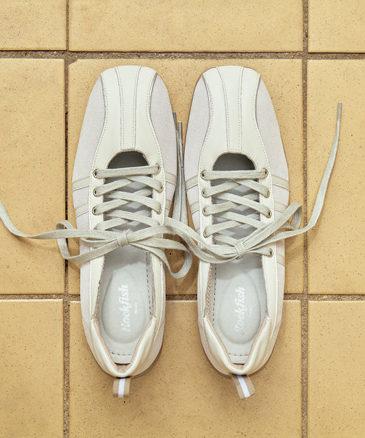 รองเท้าผ้าใบ BLISS LACEUP SNEAKERS - LIGHT BEIGE