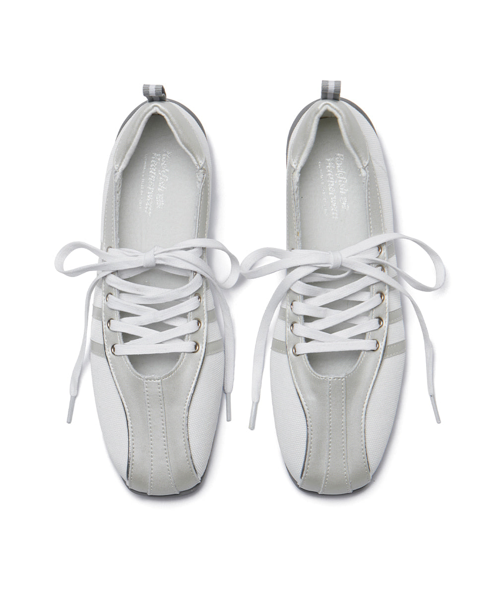 รองเท้าผ้าใบ BLISS LACEUP SNEAKERS - CREAMY PEARL