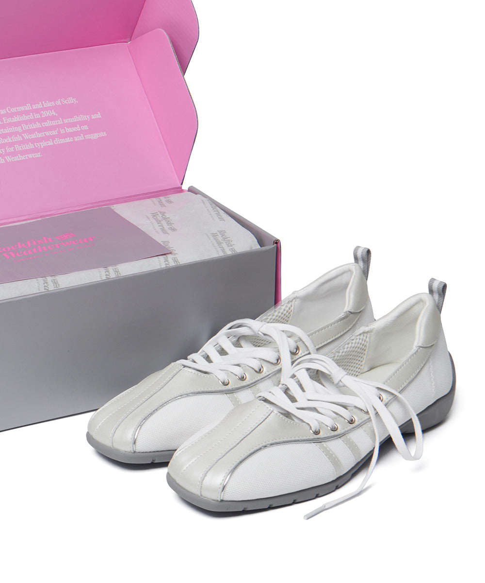 รองเท้าผ้าใบ BLISS LACEUP SNEAKERS - CREAMY PEARL