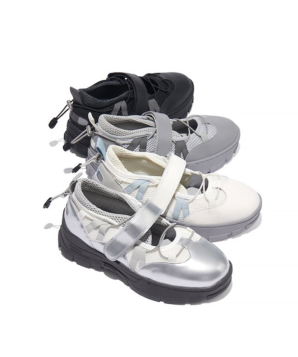 BRYN VELCRO SNEAKERS - BLACK
