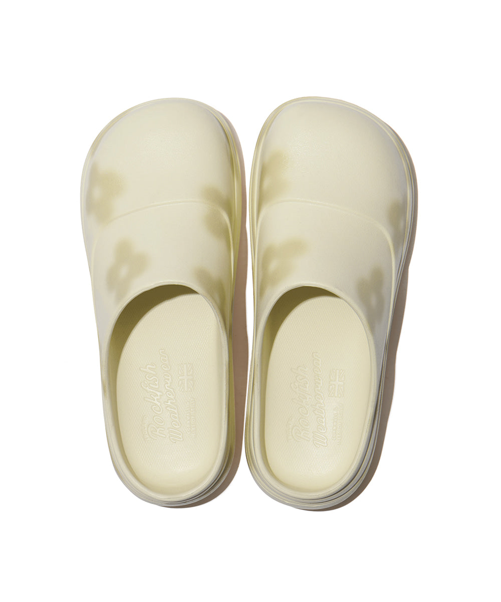 X MINJUKIM FLORAL SHADOW CLOG - CREAM