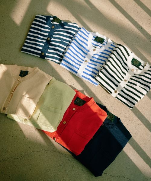 เสื้อคาร์ดิแกน GOLD BUTTON POCKET CARDIGAN - NAVY STRIPE
