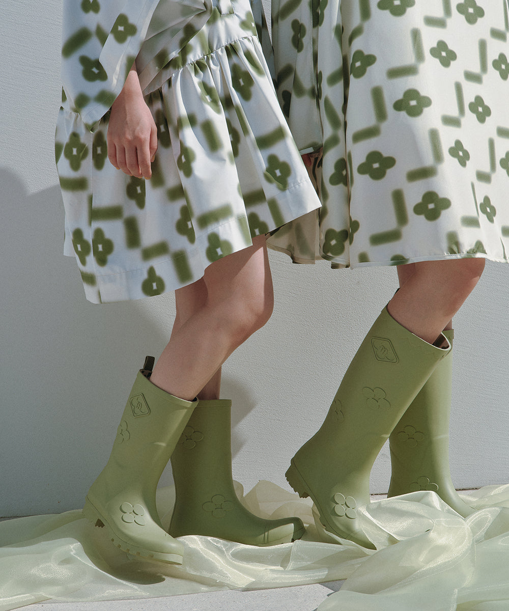 รองเท้าบูท X MINJUKIM FLORAL SHADOW BOOTS LONG - OLIVE
