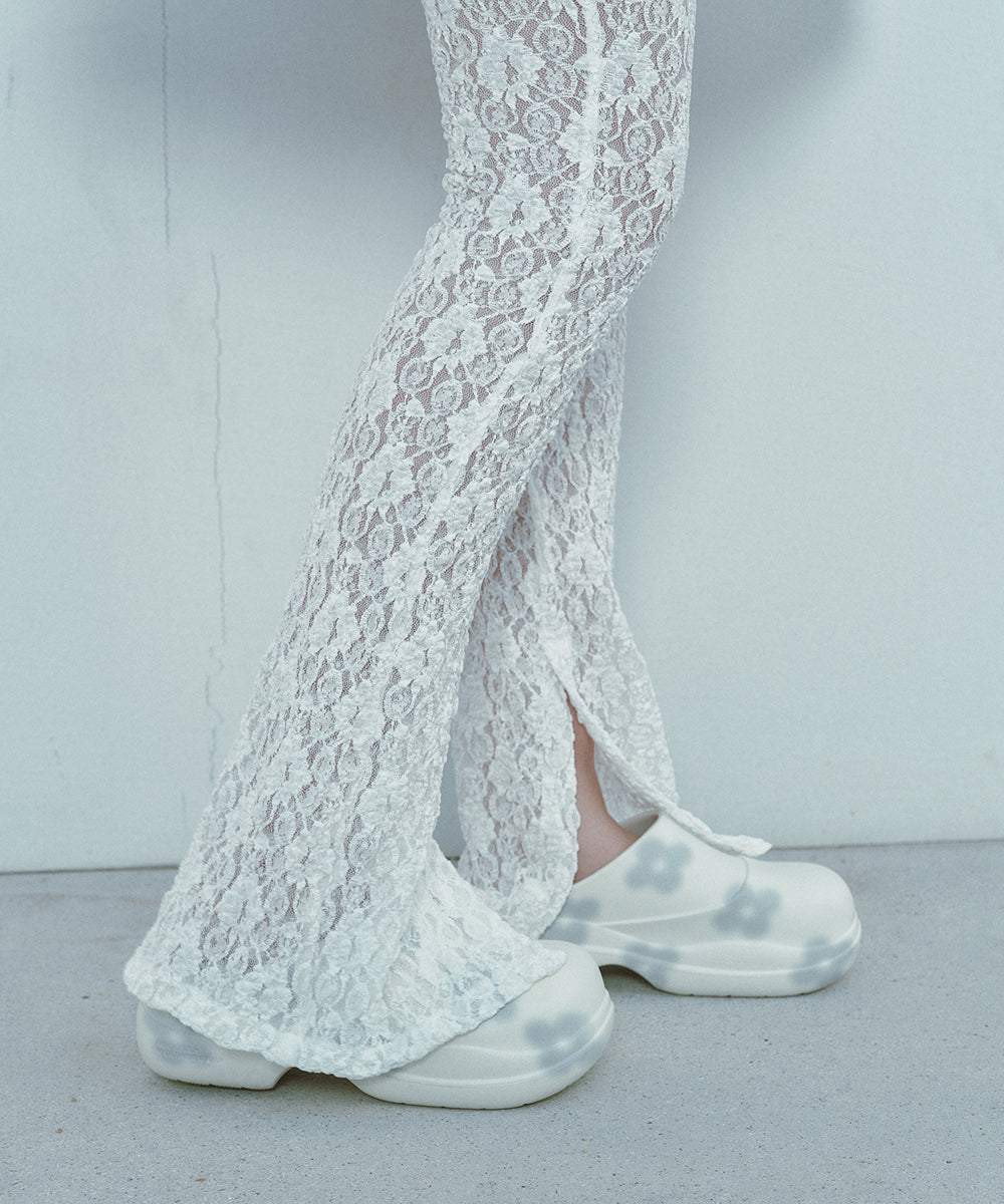 X MINJUKIM FLORAL SHADOW CLOG - WHITE