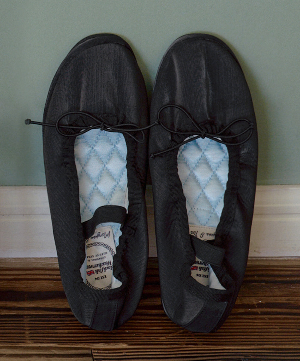WISLEY QUILTED SCRUNCH FLAT - BLACK