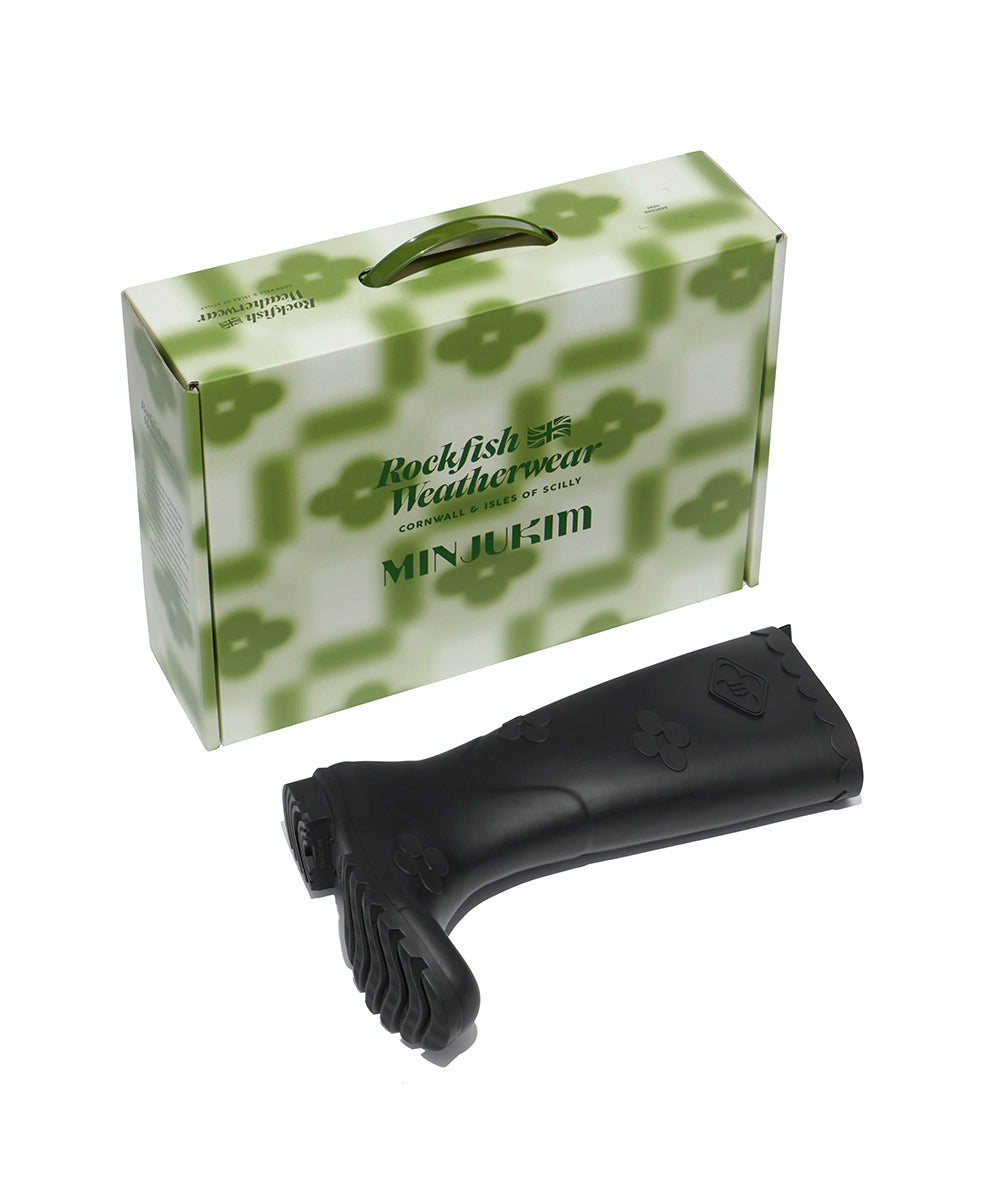 รองเท้าบูท X MINJUKIM FLORAL SHADOW BOOTS LONG - BLACK