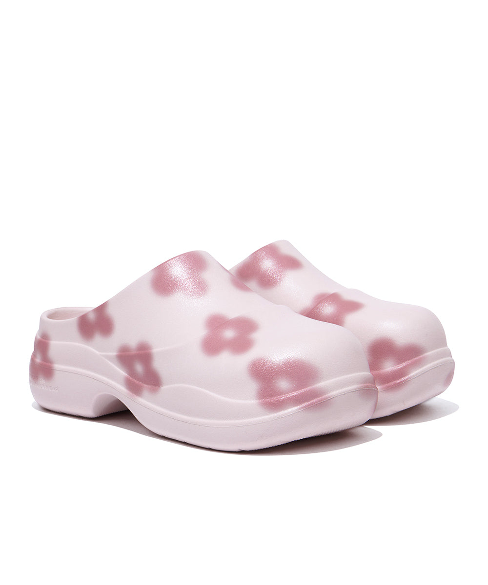 X MINJUKIM FLORAL SHADOW CLOG - PINK BEIGE