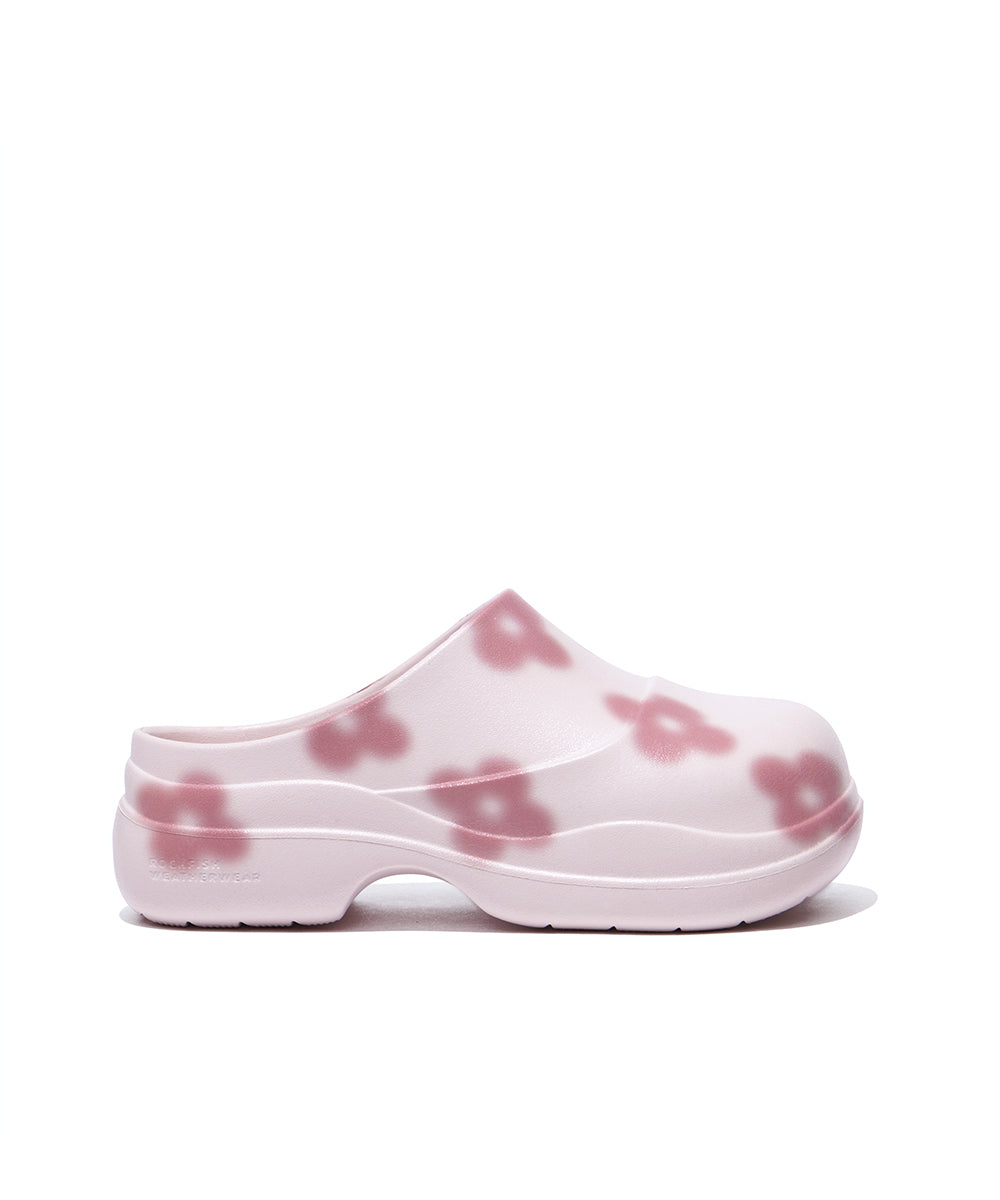 X MINJUKIM FLORAL SHADOW CLOG - PINK BEIGE