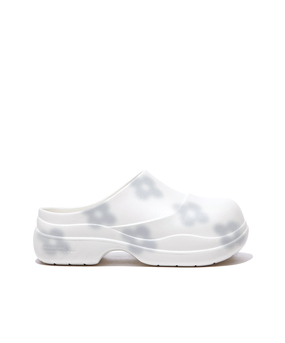 X MINJUKIM FLORAL SHADOW CLOG - WHITE
