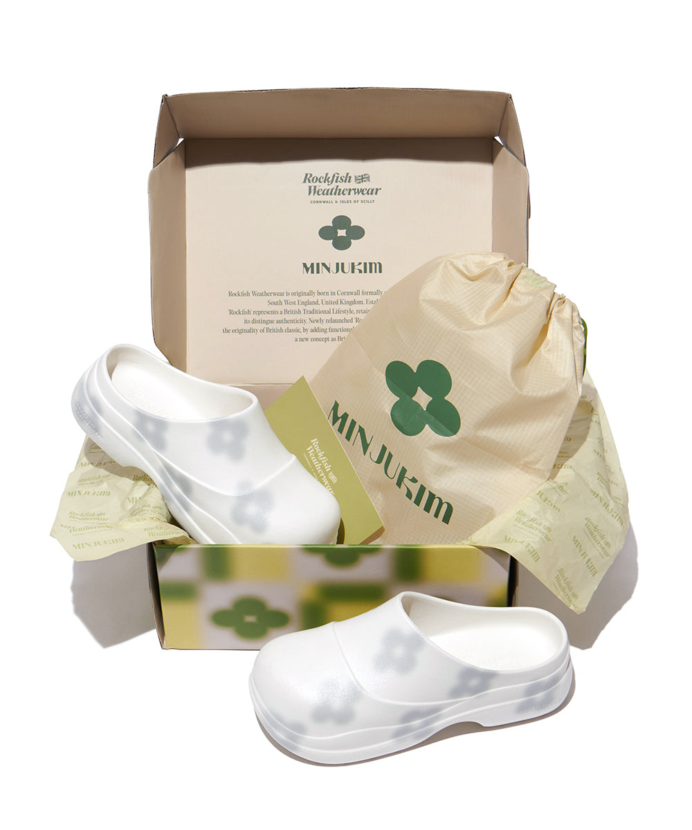 X MINJUKIM FLORAL SHADOW CLOG - WHITE