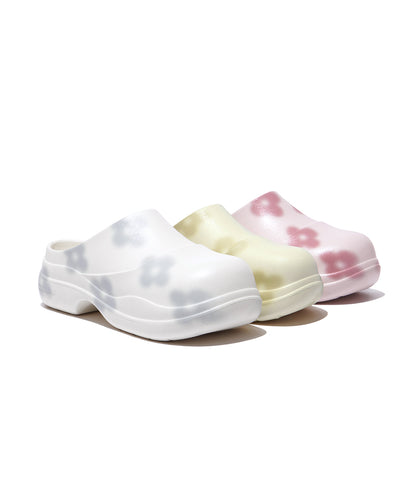X MINJUKIM FLORAL SHADOW CLOG - CREAM