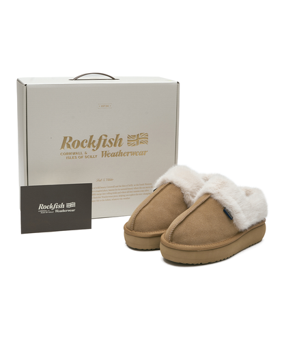 รองเท้าเปิดส้น CLOUDY FLATFORM FUR MULE - CHESTNUT