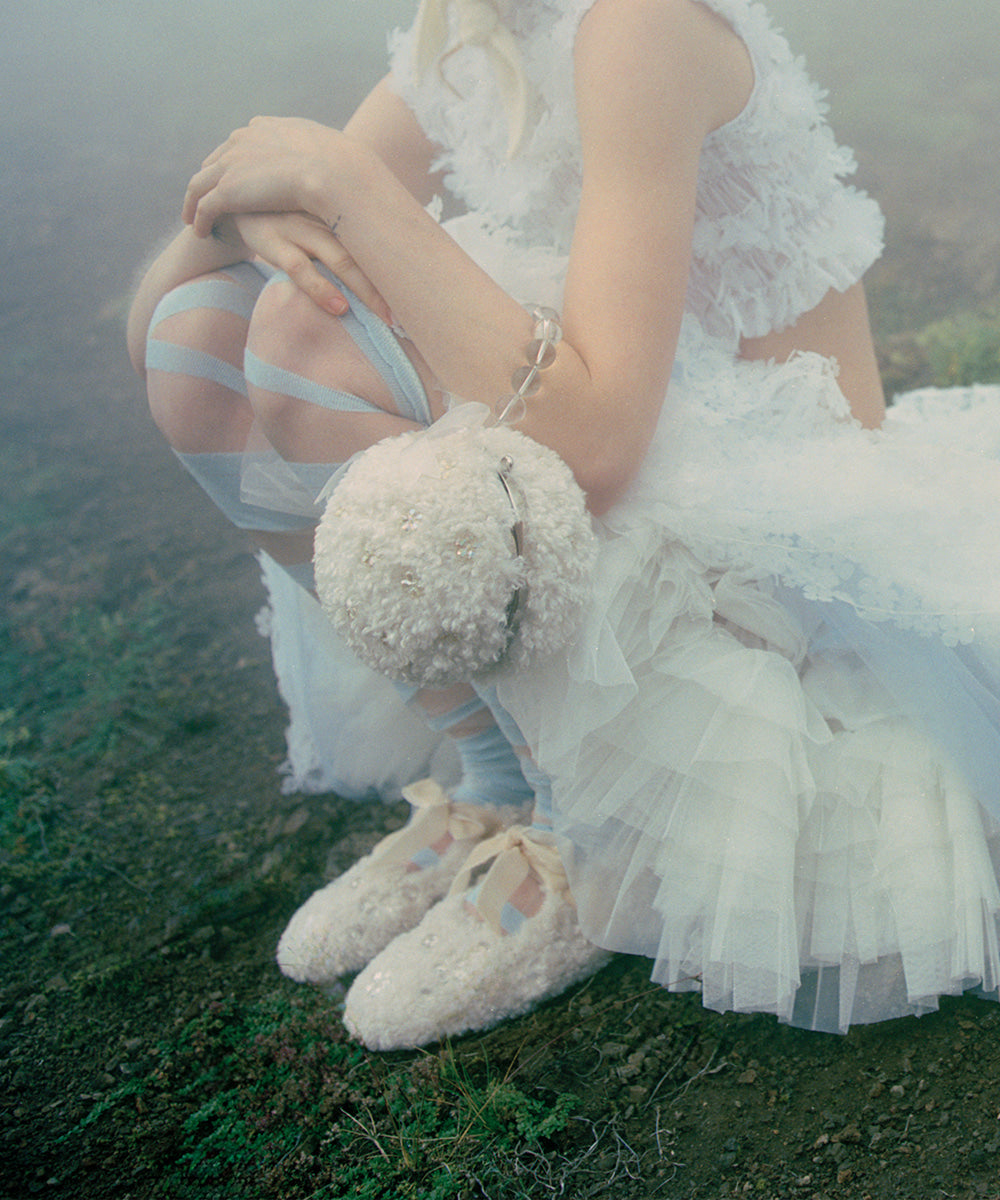 X SUSAN FANG FURRY BUBBLE BOW BAG - WHITE