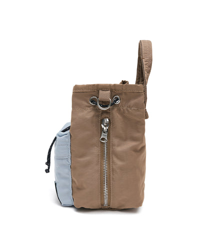 กระเป๋าสะพายข้าง NYLON DRAWSTRING MINI BAG - CAMEL