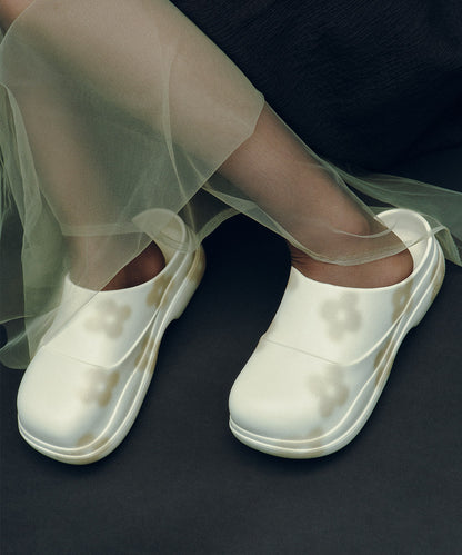 X MINJUKIM FLORAL SHADOW CLOG - CREAM