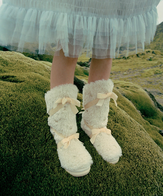 X SUSAN FANG FURRY MIDDLE BOOTS - CREAM