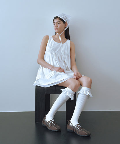 ถุงเท้า FRILLY LACE MID-CALF SOCKS - WHITE