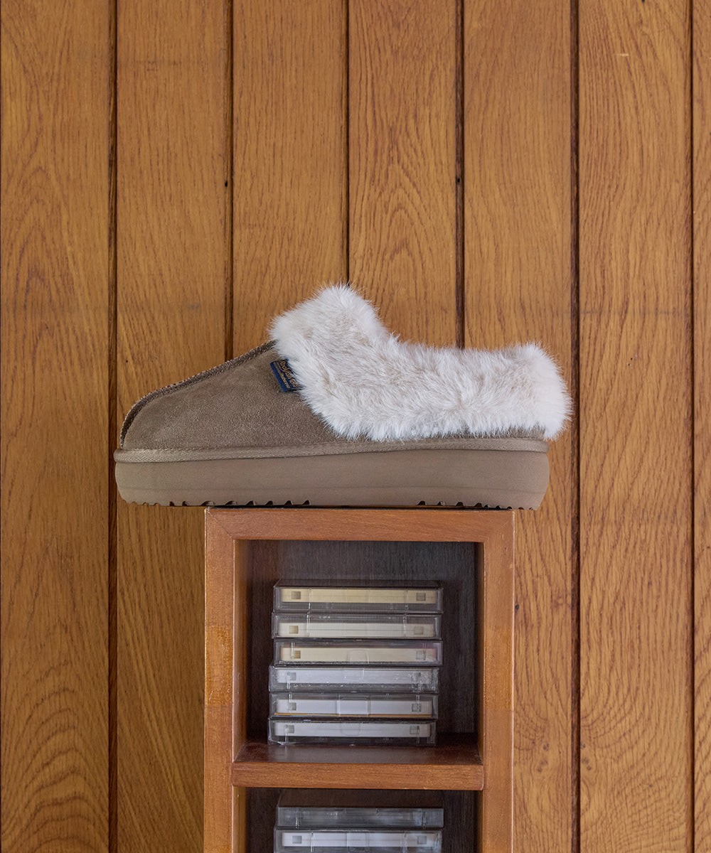 รองเท้าเปิดส้น CLOUDY FLATFORM FUR MULE - COCOA