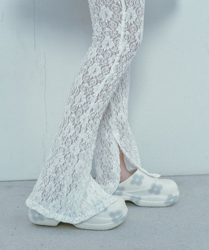 X MINJUKIM FLORAL SHADOW CLOG - WHITE
