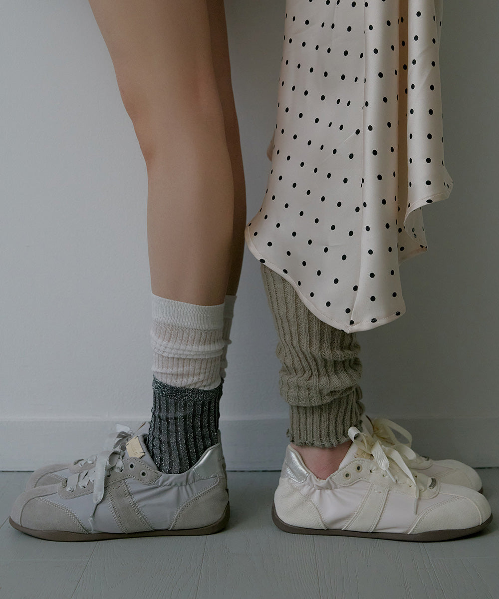 รองเท้าผ้าใบ SCRUNCH FLAT SNEAKERS - BEIGE