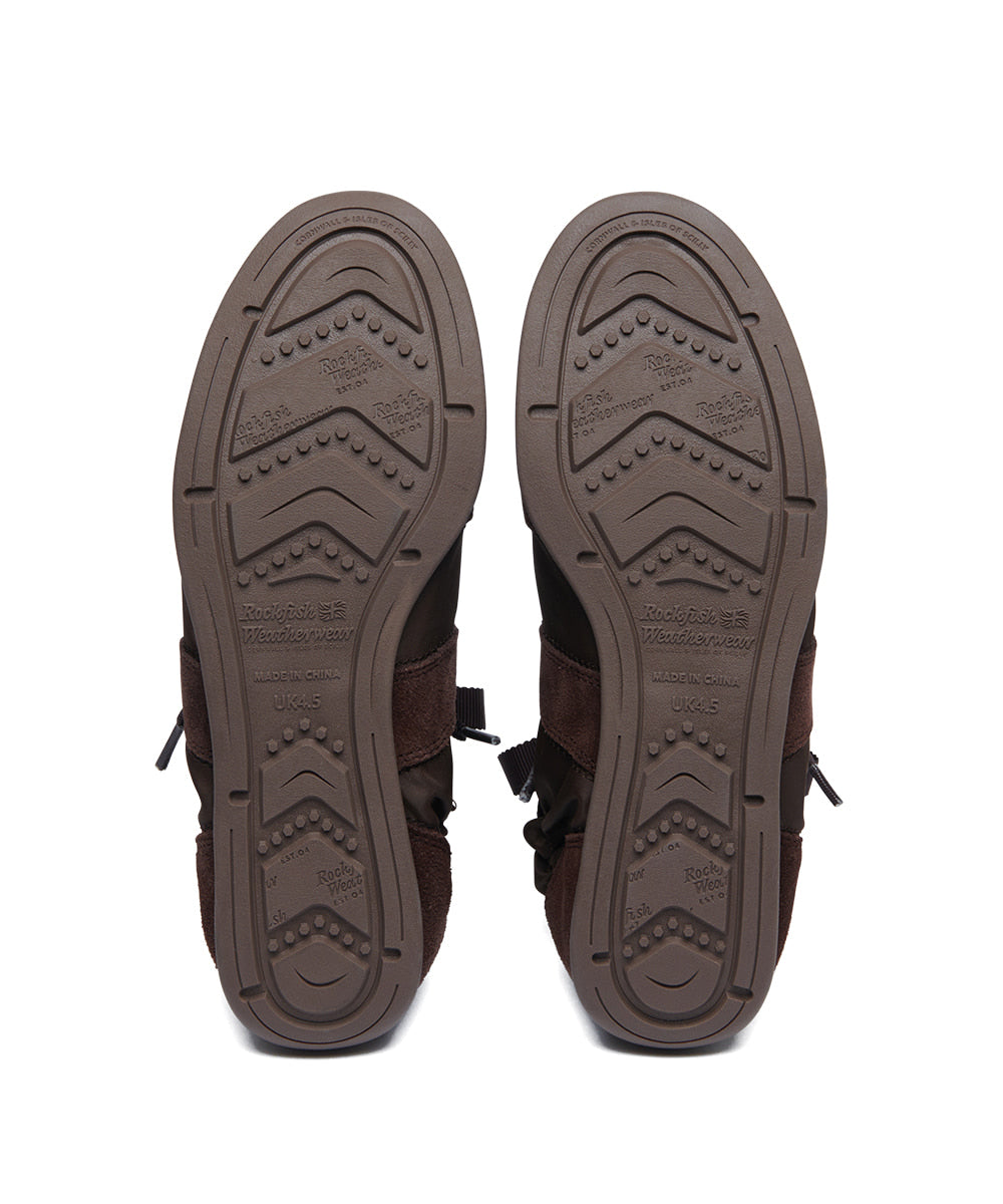 รองเท้าผ้าใบ SCRUNCH FLAT SNEAKERS - BROWN