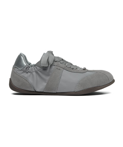 รองเท้าผ้าใบ SCRUNCH FLAT SNEAKERS - GREY