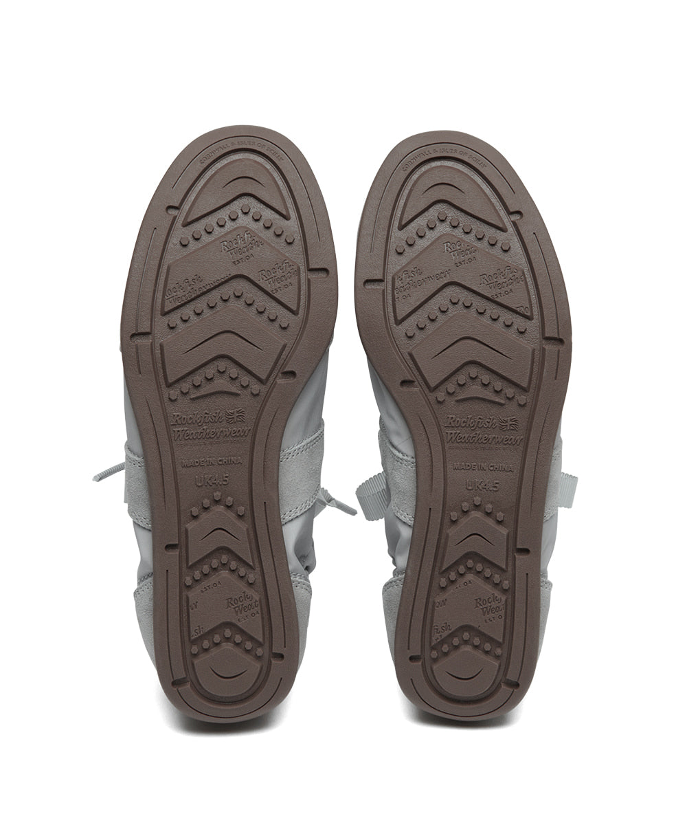 รองเท้าผ้าใบ SCRUNCH FLAT SNEAKERS - GREY