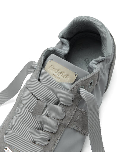 รองเท้าผ้าใบ SCRUNCH FLAT SNEAKERS - GREY