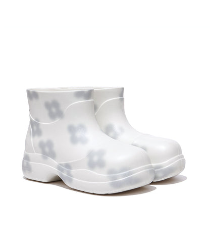 X MINJUKIM FLORAL SHADOW BOOTS SHORT - WHITE