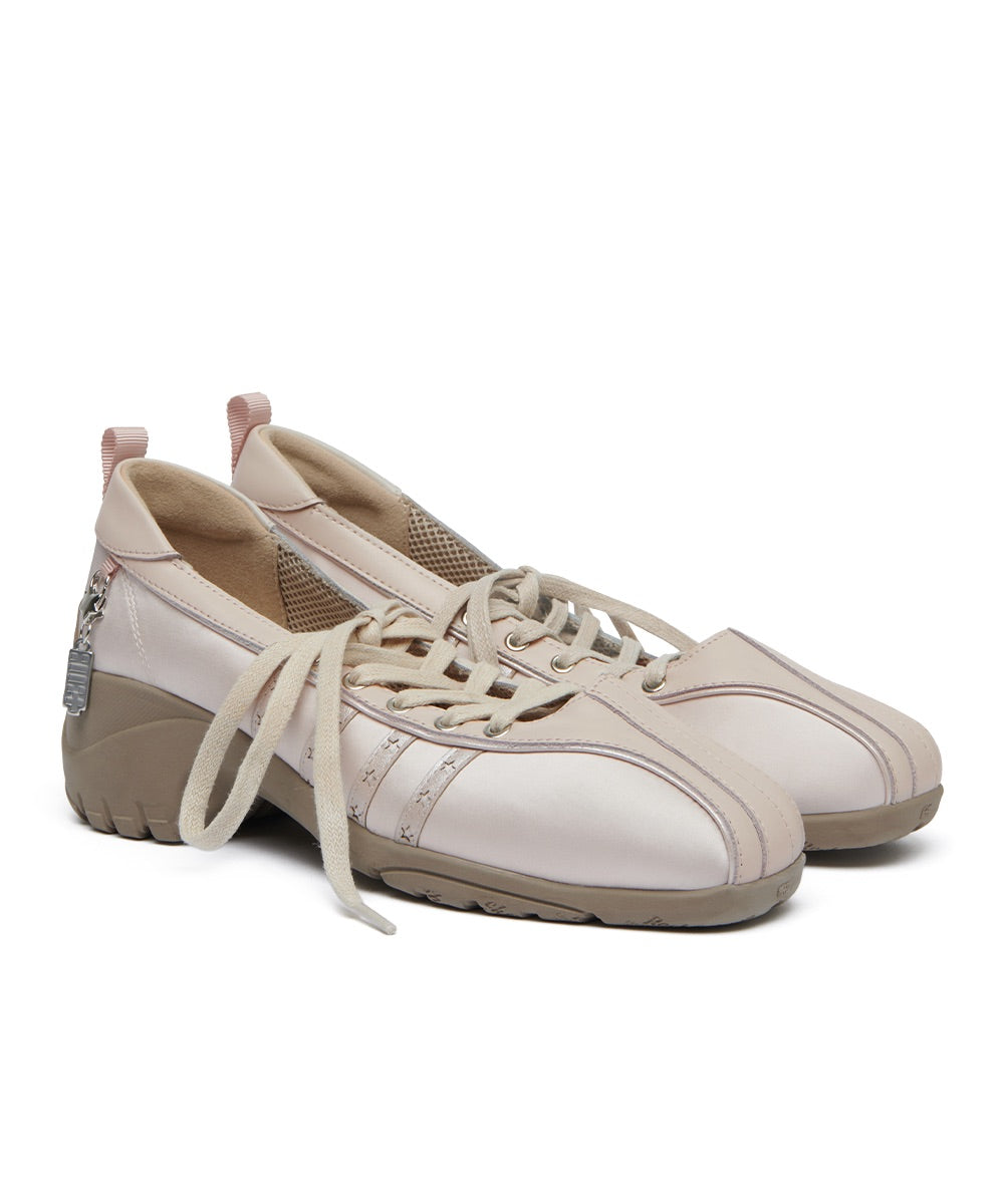 รองเท้าผ้าใบ X ILLIT BLISS HEELS LACEUP SNEAKERS - PINK BEIGE
