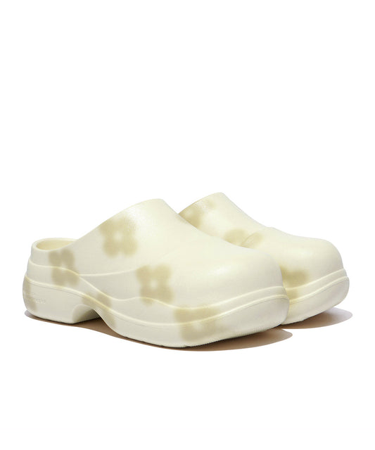 รองเท้าเปิดส้น X MINJUKIM FLORAL SHADOW CLOG - CREAM