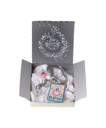 พวงกุญแจ X ILLIT BEADS KEYRING - IVORY